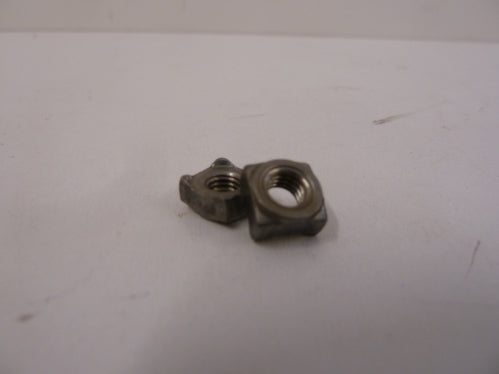 M5 x 0.8 Square Weld Nut (Din 928) 100pc